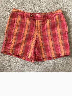 EDDIE BAUER Vashon Fit pink plaid shorts, Sz 10.